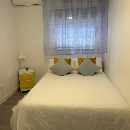 En Malaga, Playa Misericordia Малага